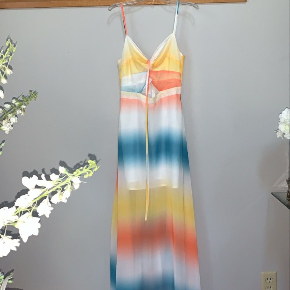 Multicolored maxi keyhole dress